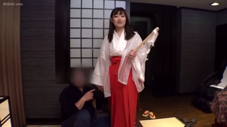 Indoor · Whole body · Display · Standing Posture · 自然 · 巫女服 · 日本 · 祓串