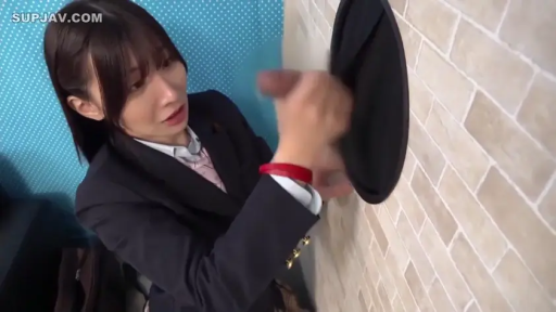 室内 · 专注 · 角色扮演 · 站立 · 手部 · 制服 · 墙洞 · 隔墙手交