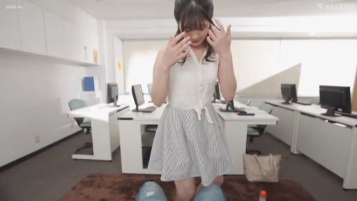 办公室 · 恥ずかしがり屋 · 中景 · パソコン · POV视角 · 撩发 · 跨立 · 无袖衫与短裙