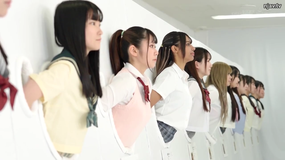 中景 · JK制服 · 影棚 · 前倾