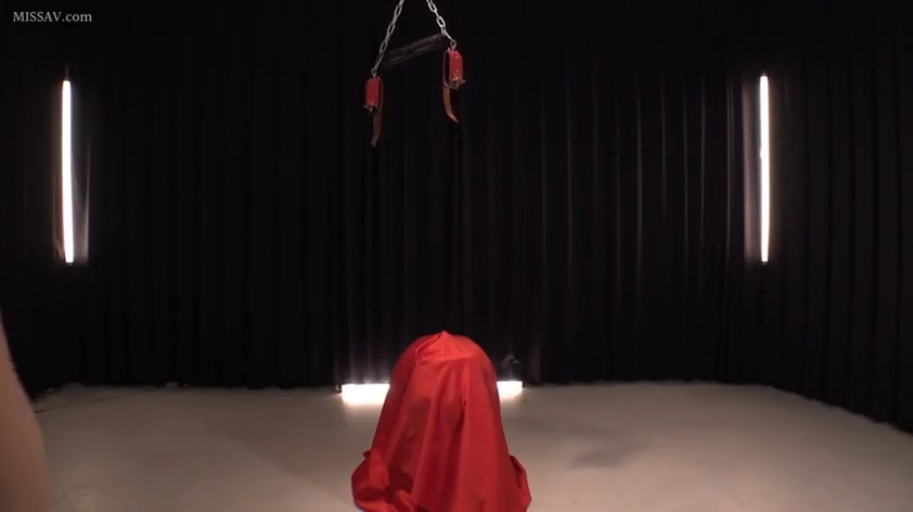 BDSM · 远景 · 摄影棚 · 束缚架