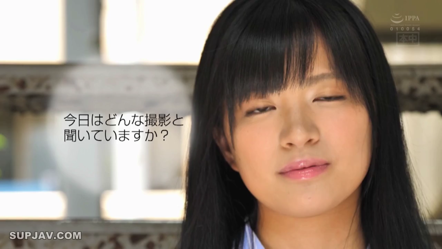 室内 · 脸部特写 · 字幕 · 平静 · 制服 · 谈话 · 正面