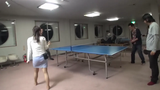 站姿 · 遠景 · 多人 · 认真 · 运动 · シャツ ミニスカート · 乒乓球桌 · 活动室