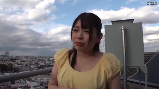 室内 · 口交 · 面部特写 · 制服 · 注视 · POV视角 · 阴茎 · 跪姿俯身