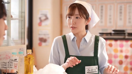 专注 · Stand · Half-body · 交流 · Store Counter · 店员制服