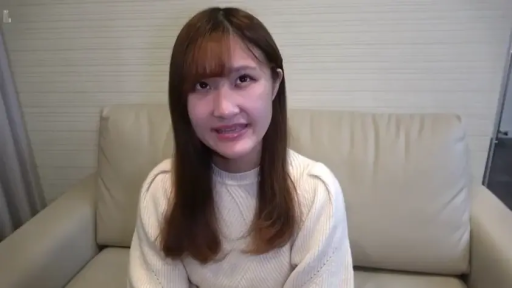 性交 · 全裸 · 中景 · 仰卧抬腿 · 色情 · 高潮表情 · 户外草地 · 蓝色垫子