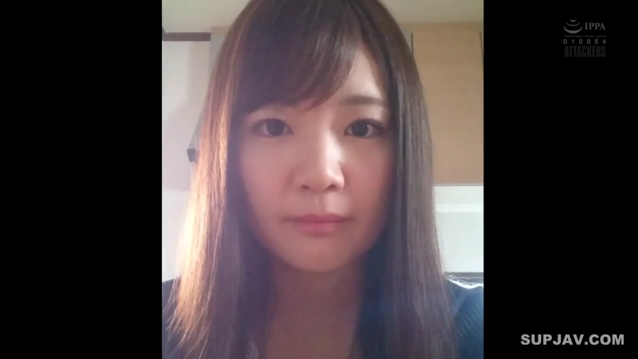 站姿 · 全裸 · 老少 · 温泉性爱 · 笑容 · 私处 · 毛巾 · 露天浴池