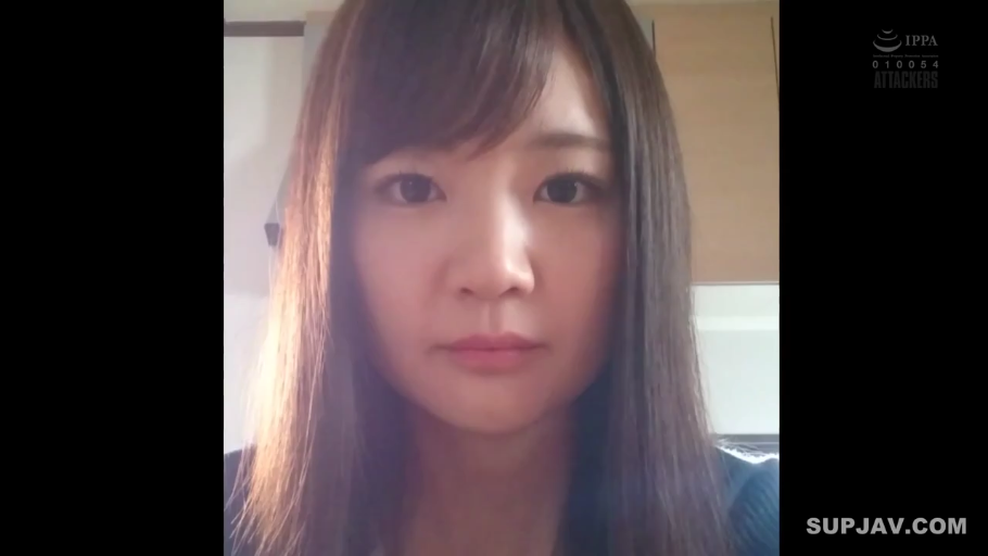 全裸 · 卧室 · 羞涩 · 仰卧 · 多人 · 床单 · 阴部 · 触摸