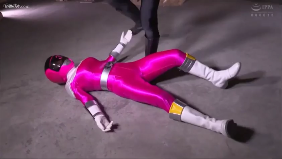 白色靴子