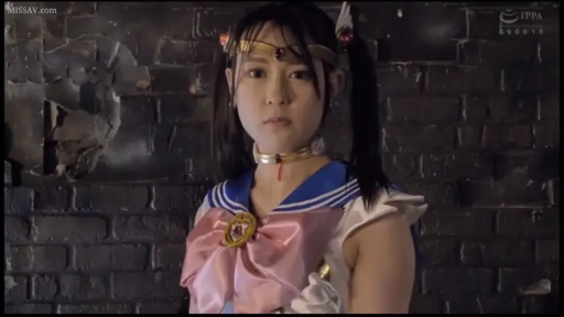 Serious · 单人 · 上半身特写 · 注视镜头 · 头饰 · Stand facing front · 美少女战士Cosplay · 废墟背景