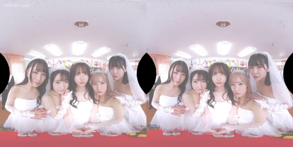 室内 · 跪坐 · 面对镜头 · 自然 · 婚纱 · 皇冠 · 群像 · VR