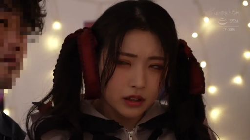 室內 · 臉部特寫 · 正面 · 阿黑颜 · 发箍 · 日本AV · 性行为中 · 双马尾发饰