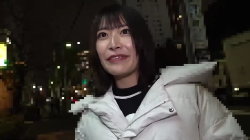 室内 · 坐姿 · 胸部特写 · 蕾丝内衣 · 湿身 · 抚摸