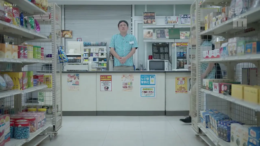脸部 · 卧室 · 居家 · 侧卧 · 被子 · 安详 · 睡觉 · 吊带睡衣