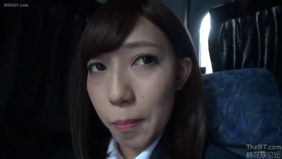 俯身 · 脸部 · 护士服 · 第一视角 · 诱惑 · 诊室 · 听诊器 · 吮指