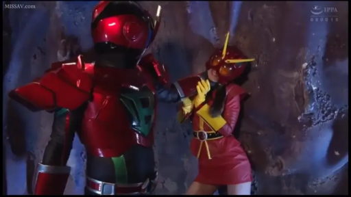 中景 · 特摄服 · 山洞