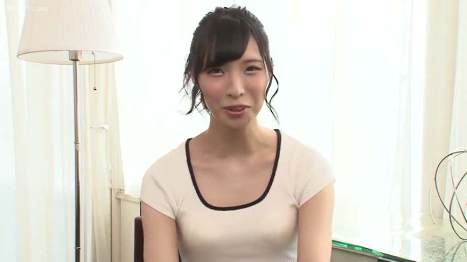胸部 · 跪坐 · 卫衣 · 恍惚 · 痴汉题材 · 拥挤场所 · 公然露乳