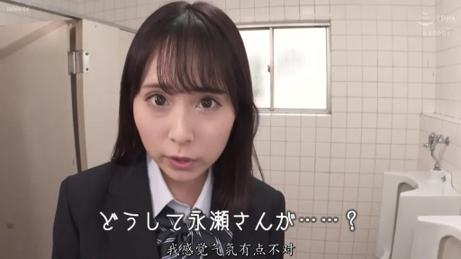 室内 · 投入 · 中景 · 白衬衫 · 客厅 · 亲吻 · 跨坐