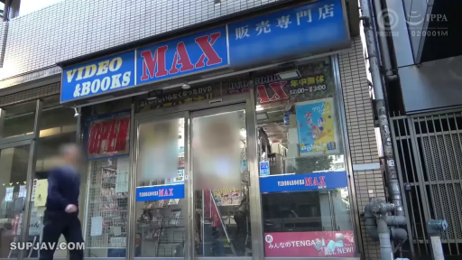 全身 · 卧室 · 微笑 · 跪姿 · 多人性爱 · 3P · 白色蕾丝内衣