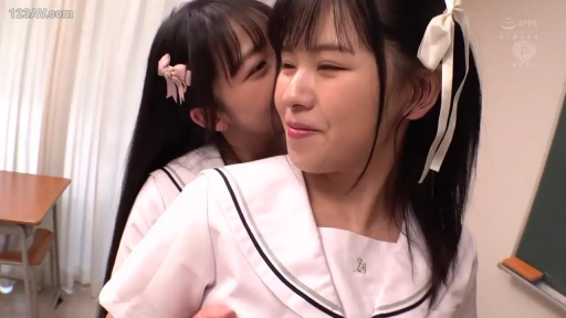 教室 · 脸部特写 · 水手服