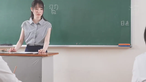脸部特写 · 卧室 · 迷离 · 性行为 · 项链 · 躺姿 · 浴袍