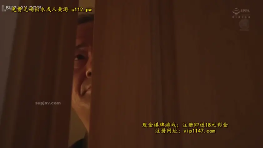 室内 · 脸部特写