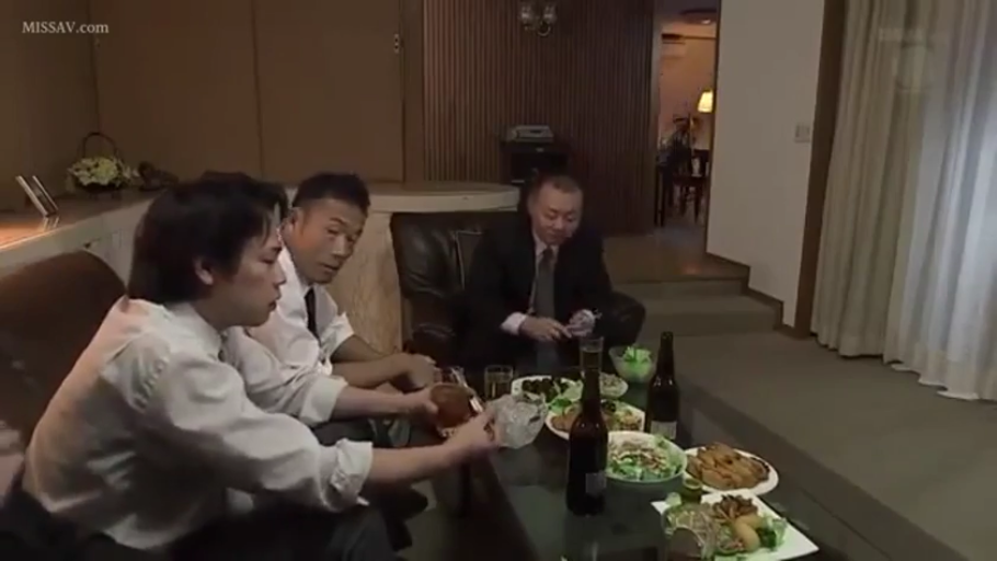 室内 · 黑色头套 · 躯干 · 性行为 · 多人 · 沉醉 · 抬腿式 · 头套