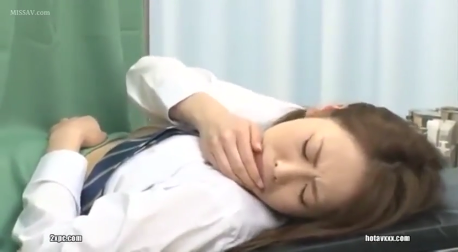 全裸 · 迷离 · 性行为 · 后入式 · 沙发 · 客厅 · 成人内容 · 中景特写