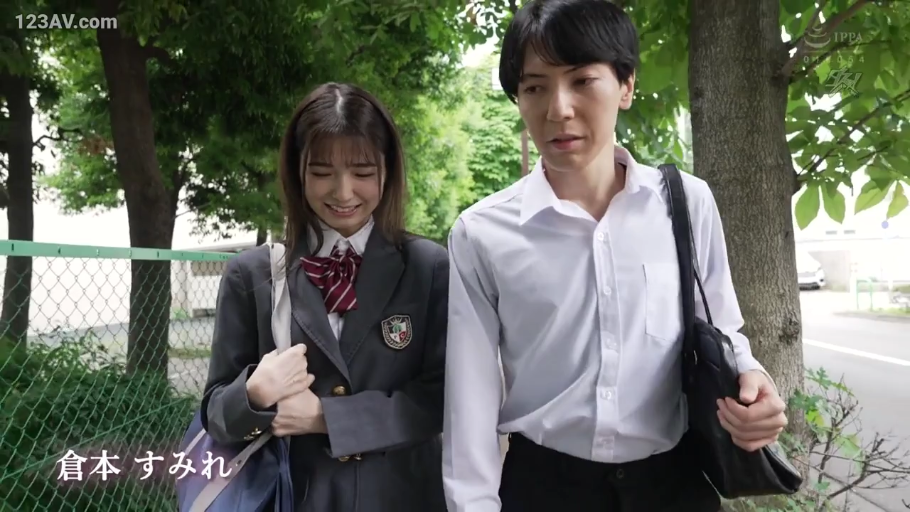 站立 · 全景 · 自然 · 居家 · 房间 · 内衣 · 窗帘 · 互动