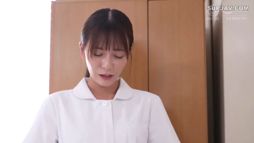 室内 · 护士服 · 站姿 · 上半身