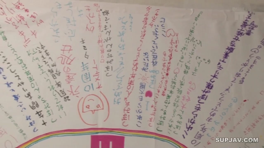办公室 · 臀部 · 跪姿 · 成人内容 · 被抚摸 · 办公桌椅 · 黑色西装外套