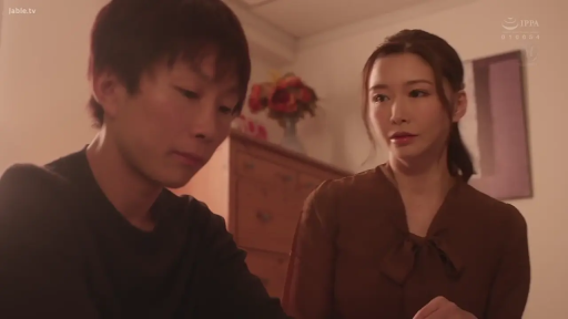 室內 · 坐姿 · 交谈 · 中景 · 劇情 · 襯衫 · 忧虑