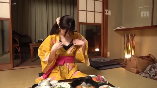 面部 · 全裸 · 卧室 · 迷离 · 喘息 · 枕头 · 躺姿 · 高潮表情