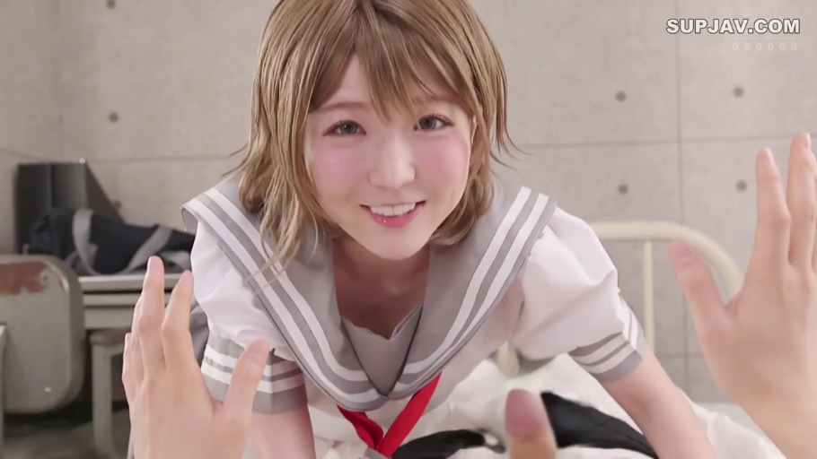 室内 · 性交 · 脸部特写 · 第一视角 · 俯卧 · 微笑 · 水手服 · 阳具