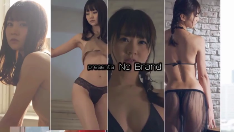 摄影棚 · 透视装 · 站姿 · 躯干特写