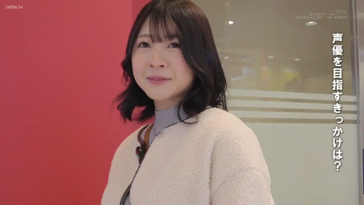 性交 · 俯身 · 全裸 · 卧室 · 台灯 · 上半身 · 笑容 · 动态模糊