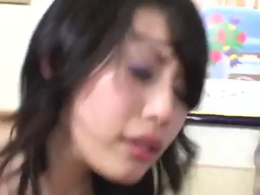 室内 · 俯身 · 脸部特写 · 全裸 · 口交 · 陶醉 · 模糊