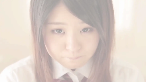 室内 · 沉思 · 忧郁 · 领带 · 学生 · 大特写 · 正脸