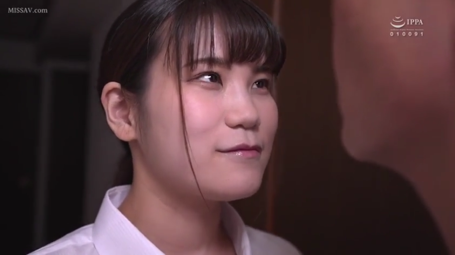 室内 · 白衬衫 · 面部特写