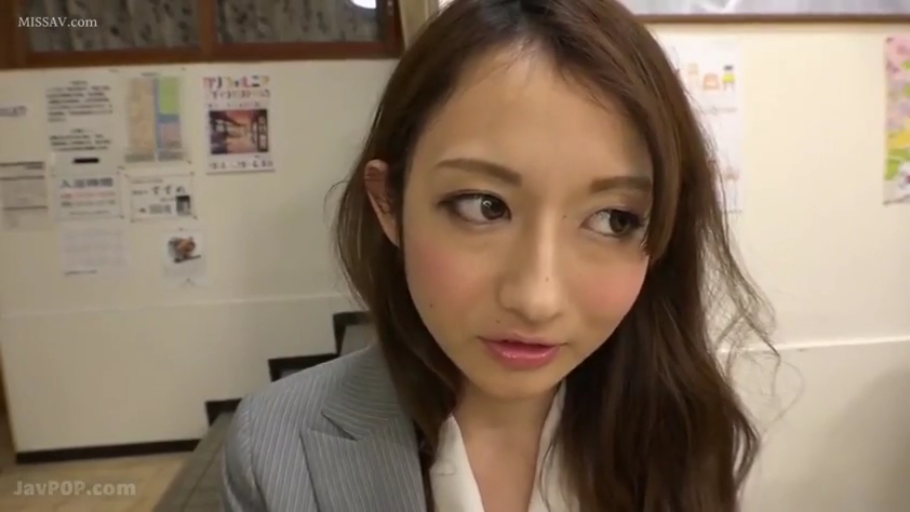 室内 · 脸部 · 站立 · 自然 · 凝视 · OL · 西装