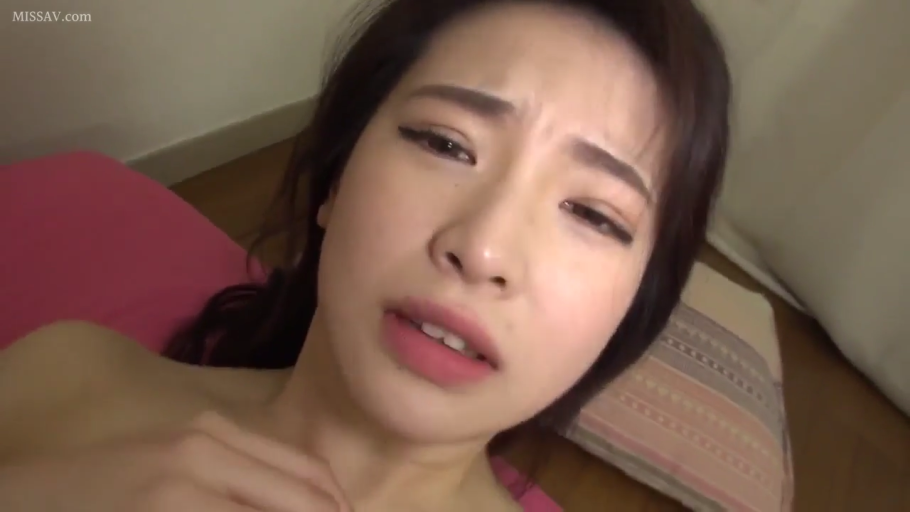 摄影棚 · 站立姿势 · 猫耳发箍 · 黑色比基尼 · 开心表情 · 卖萌摆拍 · 海滩背景