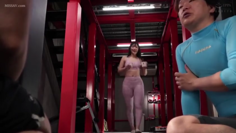 Stand · 全景 · Smile · Gym · 健身器材 · 漫步 · 剧情片 · 运动套装