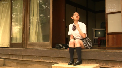 座り姿勢 · 全身 · 自然 · 凝視 · JK制服 · 唯美 · 学生包 · 日式缘侧