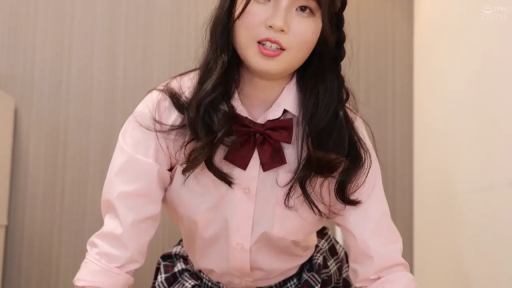 室內 · 俯身 · 微笑 · 半身特寫 · 对视 · JK制服 · 红色领结 · 少女