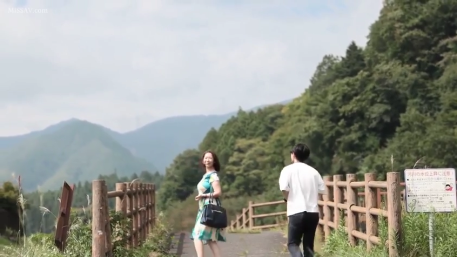 全身 · 全裸 · 性行为 · 享受 · 站姿 · 有码 · 日式室内 · 木柱