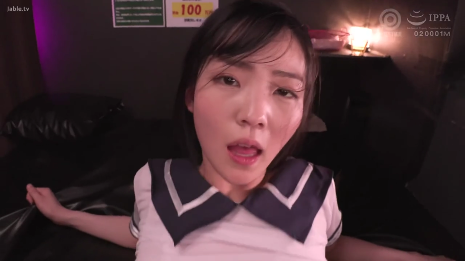 室内 · 性交 · 脸部特写 · 销魂 · 枕头 · 仰卧 · 水手服 · 日本AV