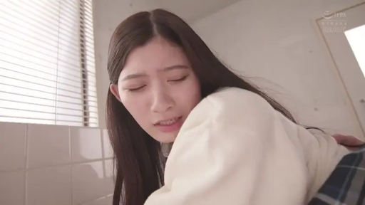 浴室 · 性爱 · 俯身 · 面部特写 · 痛苦 · JK制服 · 长发