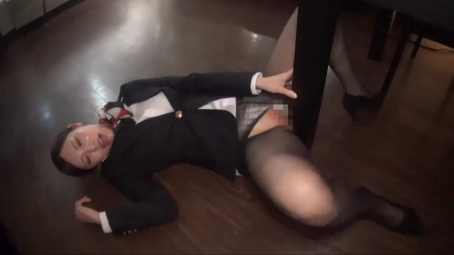 室内 · 销魂 · 马赛克 · 黑丝 · 全景 · 自慰 · 仰卧 · 职业装