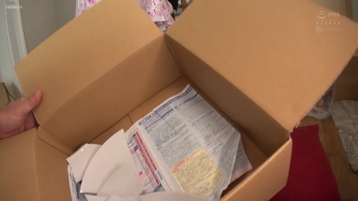 室内 · 粉色碎花居家服