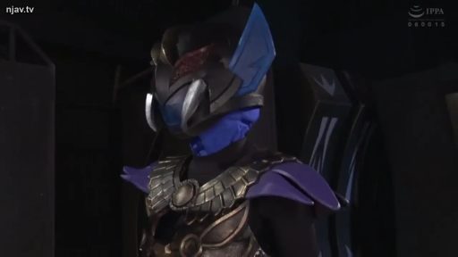 角色扮演 · 站立 · 上半身 · 水印 · 无表情 · 影棚 · 盔甲 · 特摄服